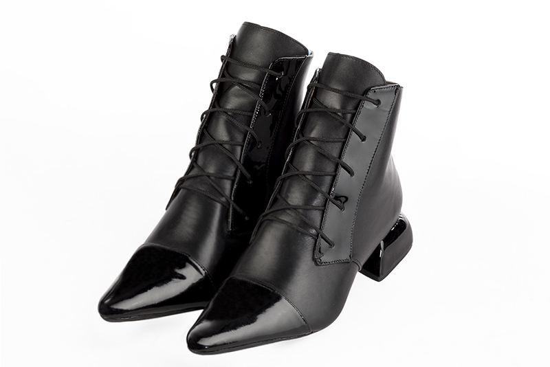 Boots habill es femme noir brillant Bottines lacets l avant